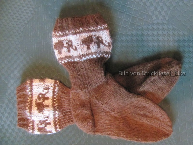 Socken mit Elefantenbordüre