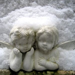 Engel im Schnee