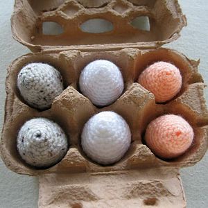 Gehäkelte Eier für den Kaufladen