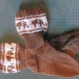 Socken mit Elefantenbordüre