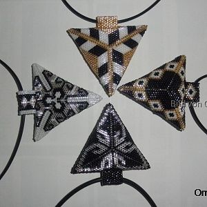 Dreieck-Kettenanhänger