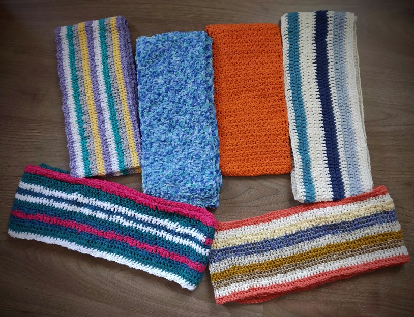 Loops und Schal aus Spendenwolle