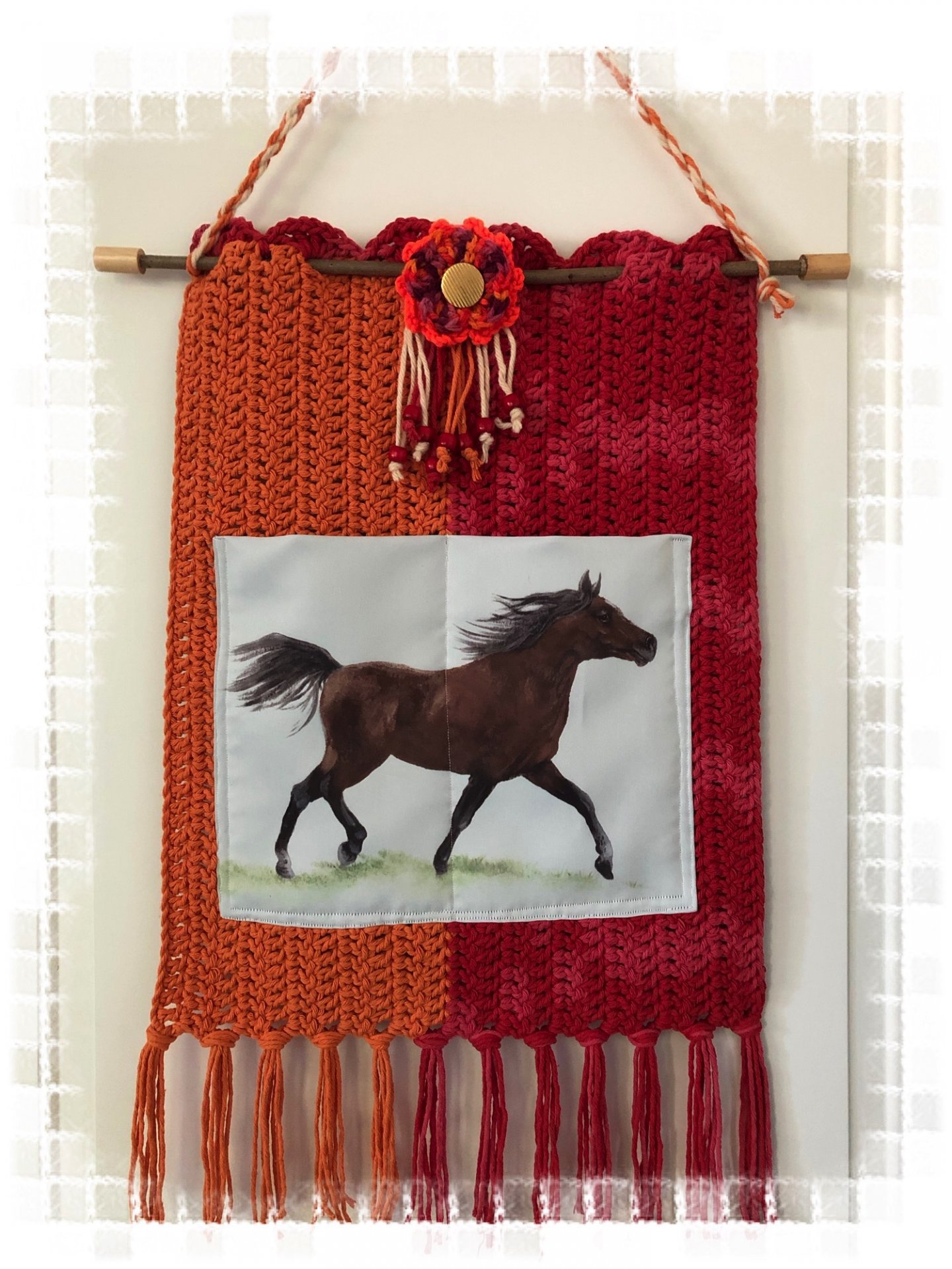 Wandteppich für die Therapiekinder zur Erinnerung an ihr Pferd